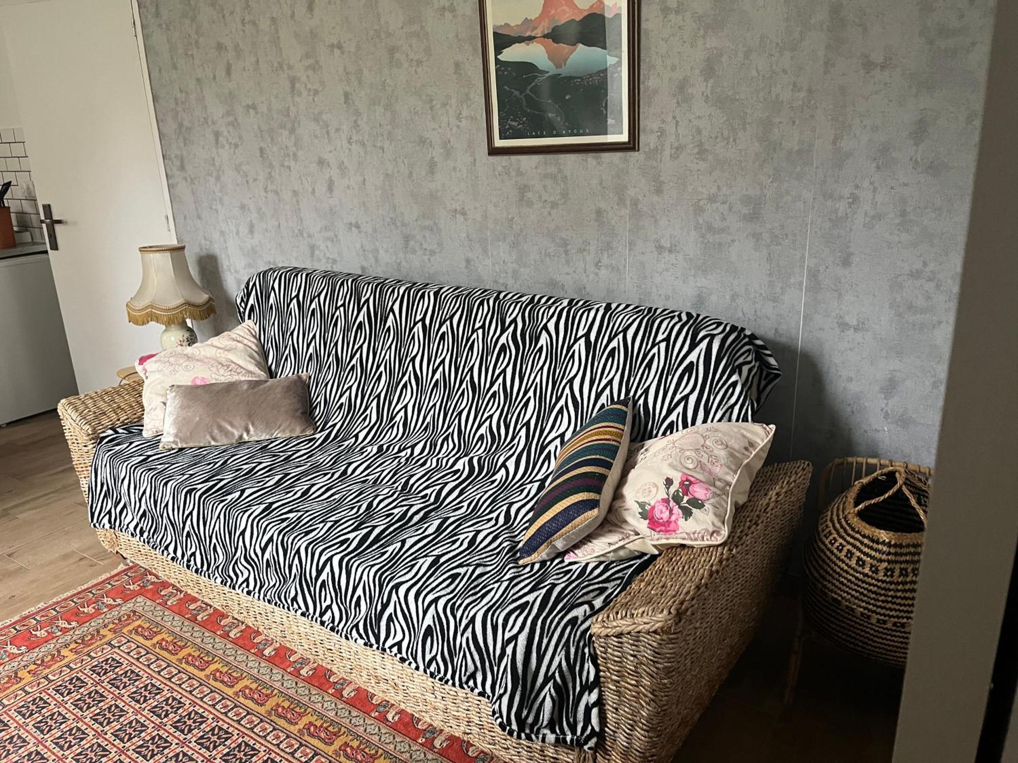Ferienwohnung Au Bord Du Gave Laruns Exterior foto
